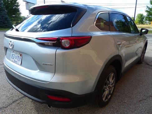Used 2023 MAZDA CX-9 Touring image 9