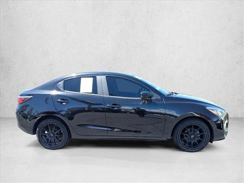 Used 2018 Toyota Yaris iA FWD image 4