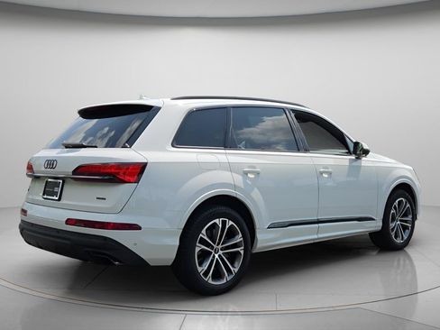 Certified 2026 Audi Q7 3.0T Premium w/ Convenience Plus Package AWD/4WD image 7