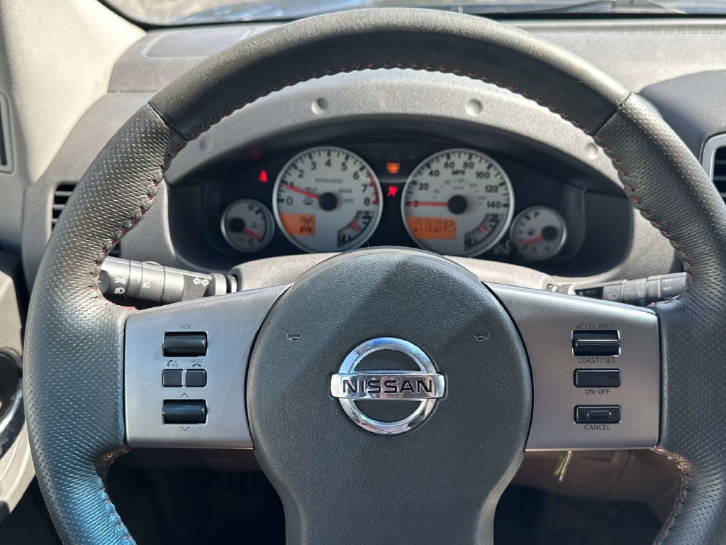 Used 2011 Nissan Xterra PRO-4X AWD/4WD image 21