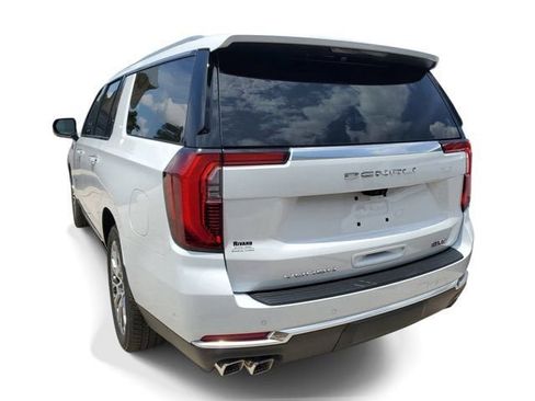 New 2026 GMC Yukon XL Denali AWD/4WD image 4