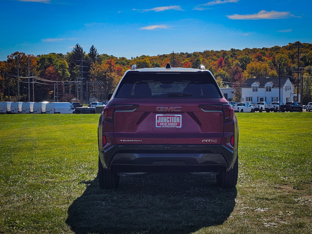 New 2027 GMC Terrain AT4 w/ Convenience Package III AWD/4WD image 4