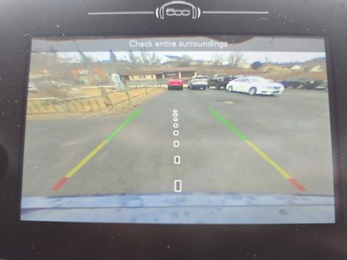 Used 2019 FIAT 500X Trekking image 21