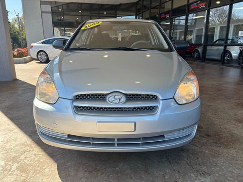 Used 2009 Hyundai Accent GS w/ Popular Equipment Pkg 2 image 2