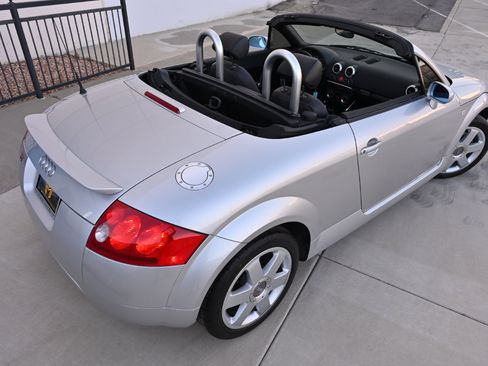 Used 2001 Audi TT 1.8T FWD image 17