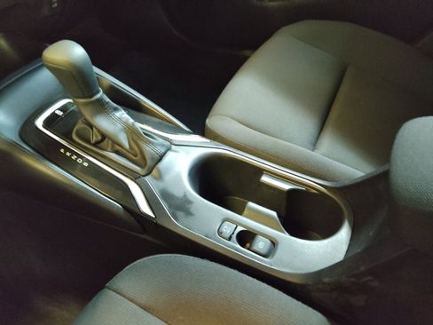 Used 2025 Toyota Corolla LE FWD image 26