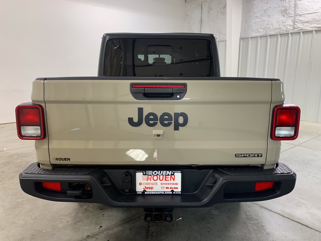 Used 2020 Jeep Gladiator Sport w/ Quick Order Package 24S AWD/4WD image 7
