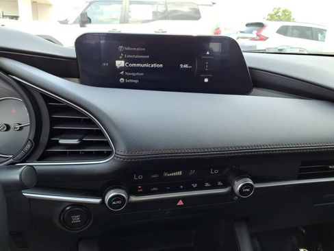 Used 2025 MAZDA MAZDA3 s FWD image 18