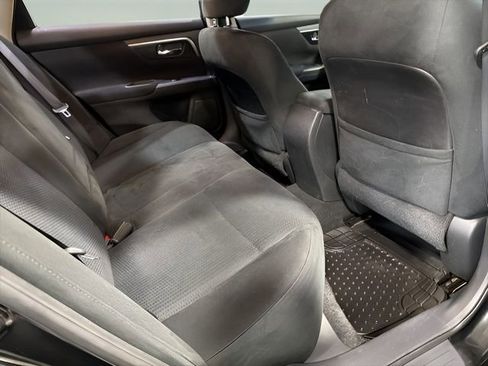 Used 2014 Nissan Altima 2.5 S FWD image 28