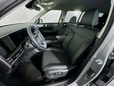 Used 2025 Hyundai Santa Fe SEL image 13