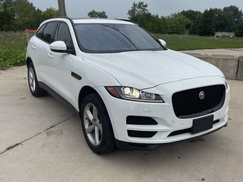 Used 2018 Jaguar F-PACE Premium AWD/4WD image 4