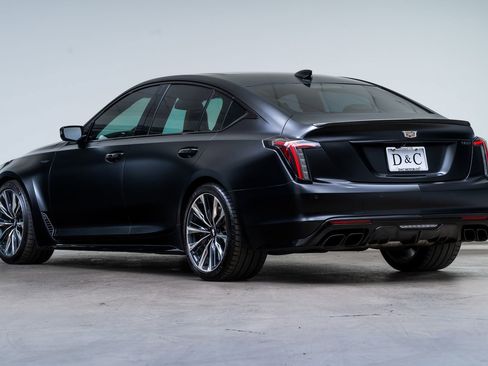 Used 2022 Cadillac CT5 V Blackwing RWD image 4