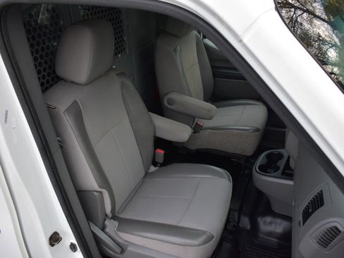 Used 2018 Nissan NV 1500 SV w/ Navigation Package RWD image 19