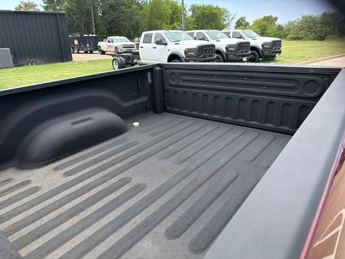 Used 2022 RAM 2500 Laramie AWD/4WD image 11
