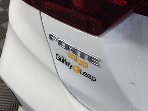 Certified 2023 Kia Forte LXS image 15