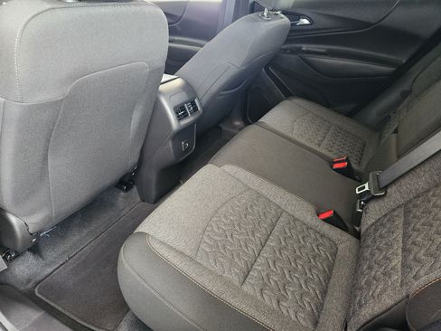 Certified 2024 Chevrolet Equinox LT AWD/4WD image 32