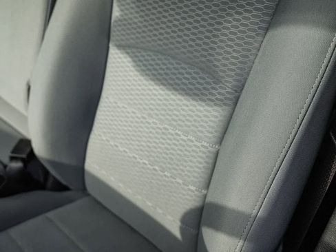 Used 2018 RAM 1500 Express image 23