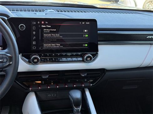 Used 2024 GMC Canyon AT4X image 13