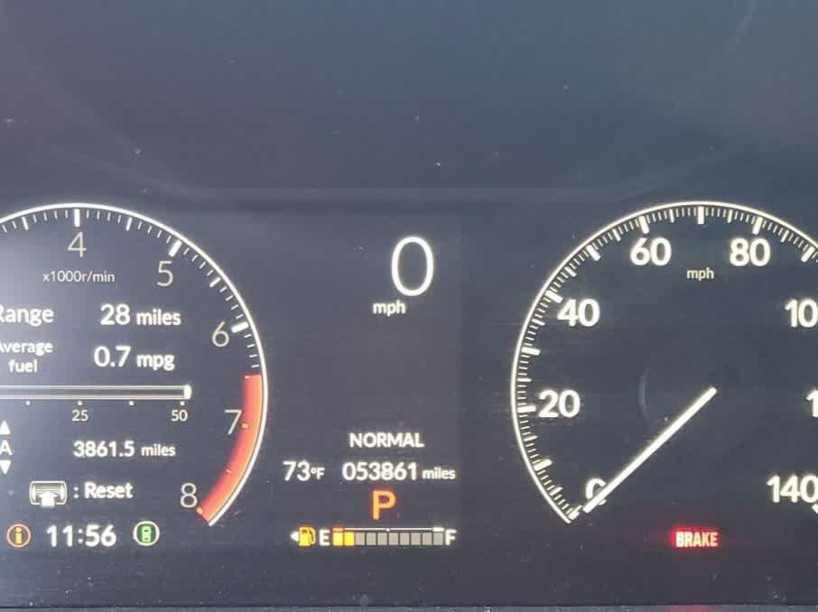 Used 2025 Honda Pilot Touring image 13