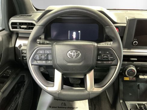 Certified 2025 Toyota 4Runner TRD Off-Road AWD/4WD image 12