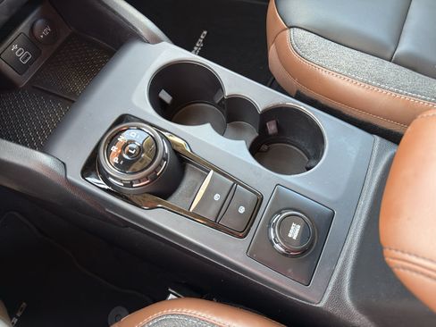 Used 2024 Ford Bronco Sport Outer Banks AWD/4WD image 19
