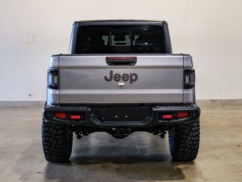 Used 2021 Jeep Gladiator Rubicon image 36