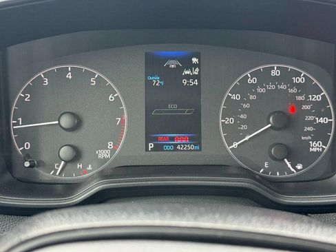 Used 2024 Toyota Corolla LE image 17