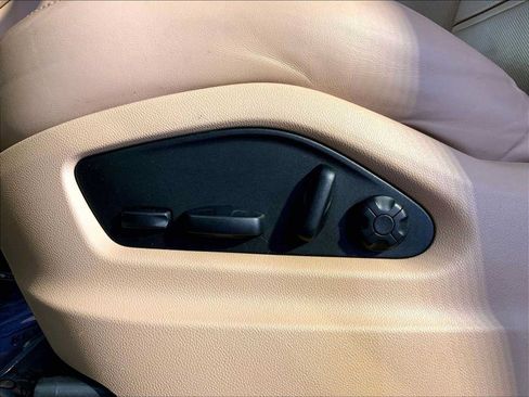 Certified 2023 Porsche Cayenne Platinum Edition AWD/4WD image 39