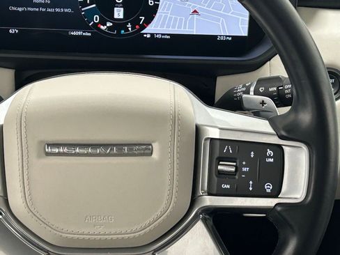 Used 2023 Land Rover Discovery HSE R-Dynamic image 13