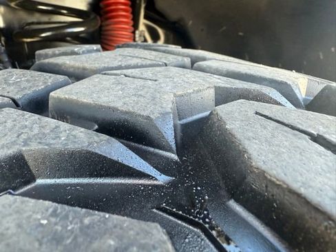 Used 2017 Ford F250 Lariat w/ Lariat Value Package image 9