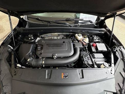 Used 2025 Buick Envision Preferred AWD/4WD image 29