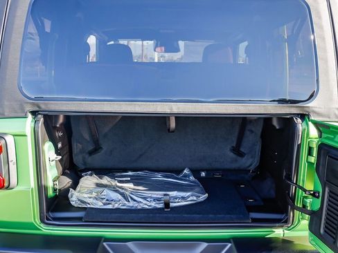 New 2025 Jeep Wrangler Rubicon w/ Xtreme 35 Tire Package image 27