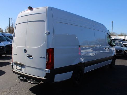 New 2026 Mercedes-Benz Sprinter 2500 image 15
