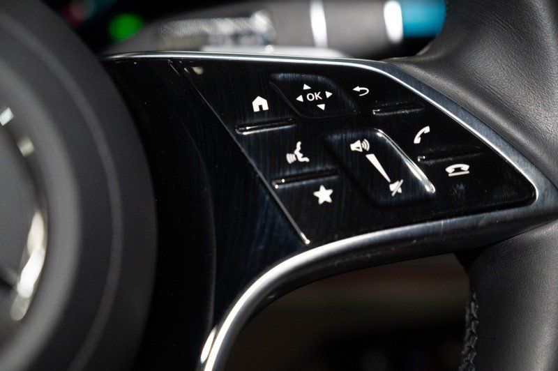 Used 2022 Mercedes-Benz E 350 Sedan image 25