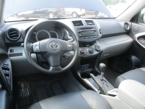 Used 2012 Toyota RAV4 4WD w/ Value Pkg image 37