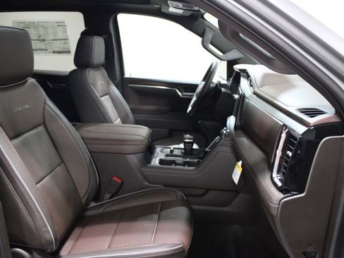 New 2026 GMC Sierra 1500 Denali AWD/4WD image 27