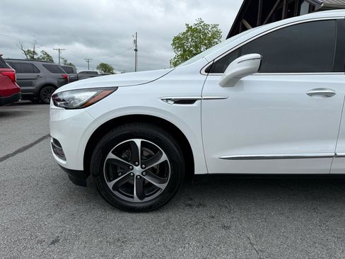 Used 2021 Buick Enclave Essence w/ Sport Touring Edition FWD image 38