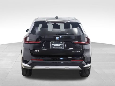 Used 2025 BMW X1 xDrive28i w/ Convenience Package image 4