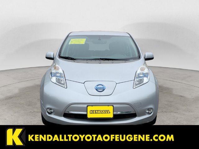 Used 2016 Nissan Leaf SL FWD image 2