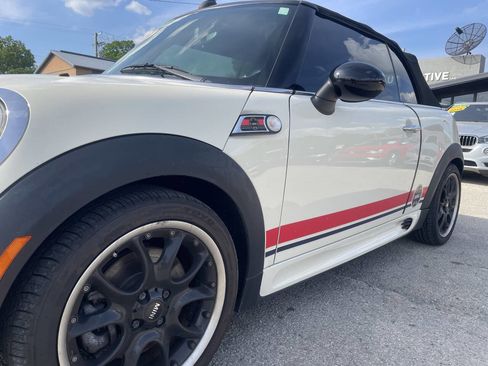 Used 2010 MINI Cooper S image 9