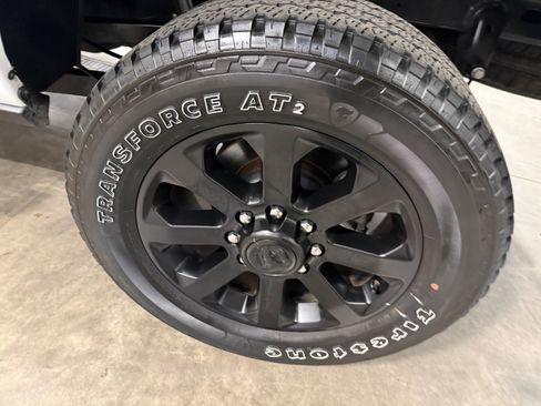 Certified 2024 RAM 2500 Big Horn w/ Night Edition AWD/4WD image 29