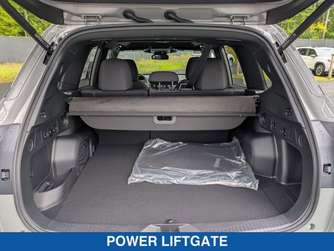 Certified 2025 Subaru Forester Premium image 19