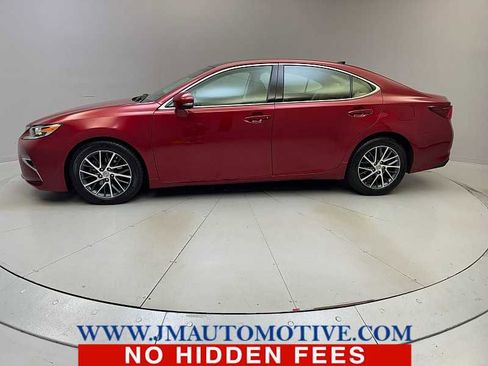 Used 2016 Lexus ES 350 FWD image 2