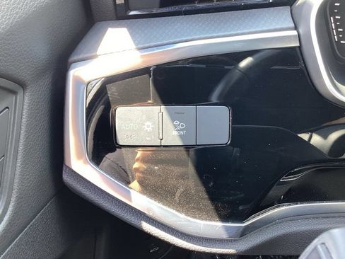 Used 2025 Audi Q3 2.0T Premium AWD/4WD image 26