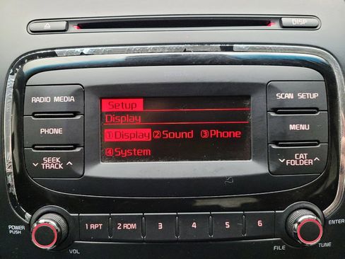 Used 2017 Kia Forte LX FWD image 25