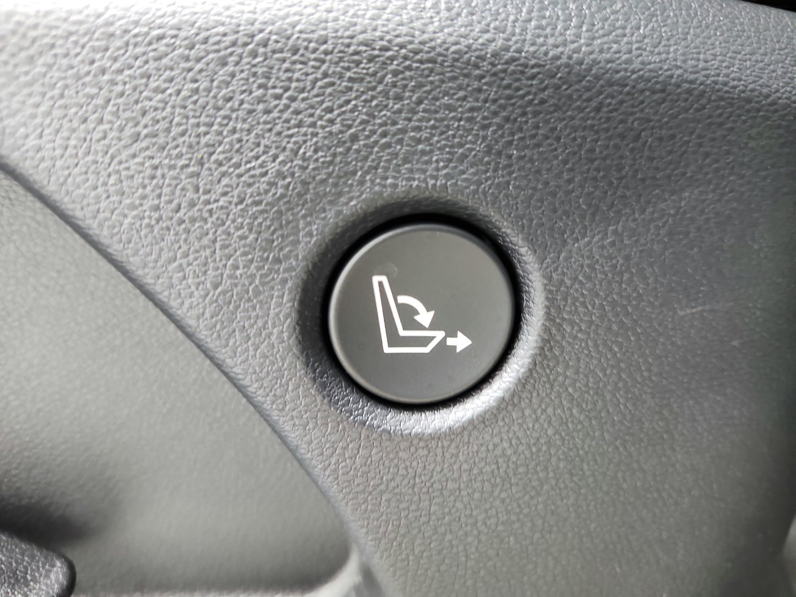 Used 2026 Hyundai Palisade SEL FWD image 46