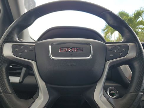Used 2023 GMC Terrain SLE FWD image 23