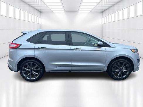 Used 2018 Ford Edge Sport w/ Equipment Group 401A image 4