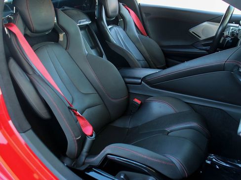 Used 2020 Chevrolet Corvette Stingray Premium Cpe w/ 3LT Preferred Equipment Group image 21