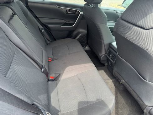 Used 2024 Toyota RAV4 LE image 21